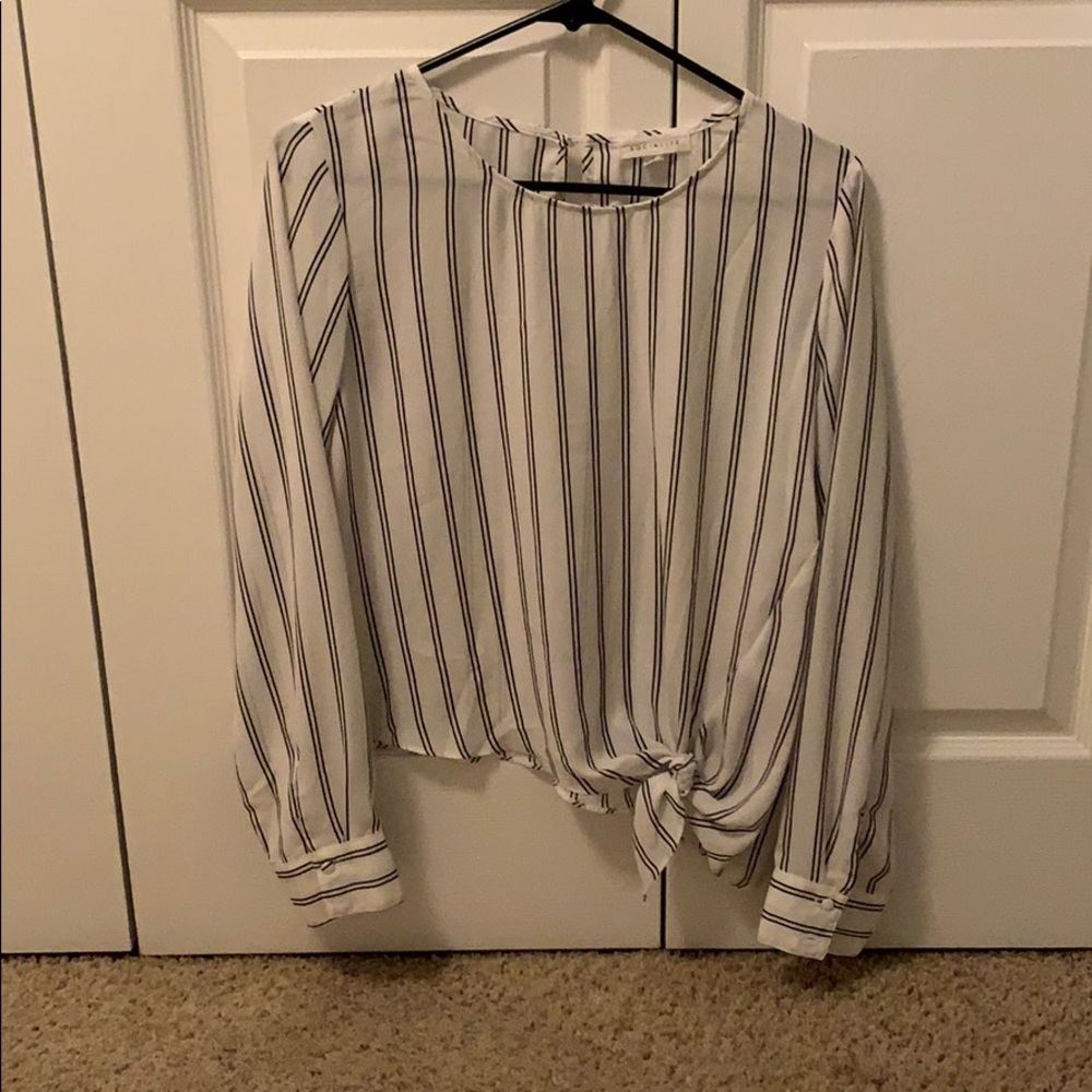 White & black striped long sleeve